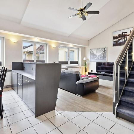 Amazing Apartment In Bremerhaven With Kitchen Kültér fotó